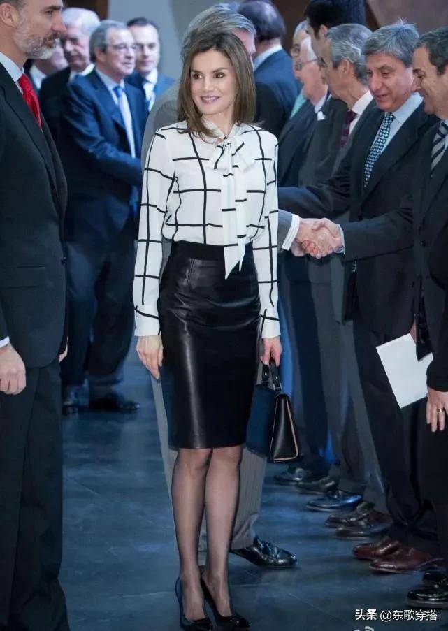 西班牙王妃完美演绎女士三件套,丝袜.高跟_大气_身材_时尚