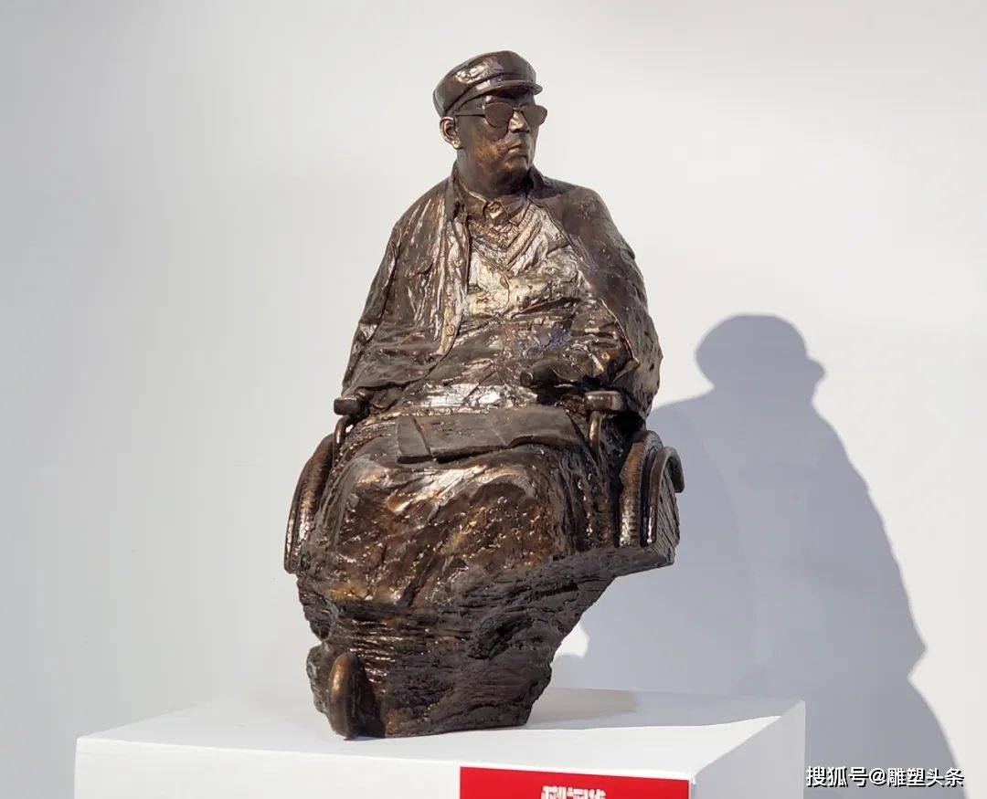 "时代风华——中国劳模精神主题雕塑作品展"在西安开幕_劳动_楷模