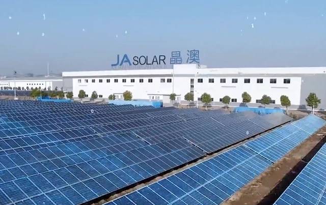 中国光伏行业首富:身家1050亿元,布局十余年做到两个世界第一_组件