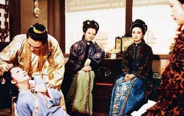 《红楼梦》中,宁国府有多脏?贾珍做的3件丑事一般人干不出来!