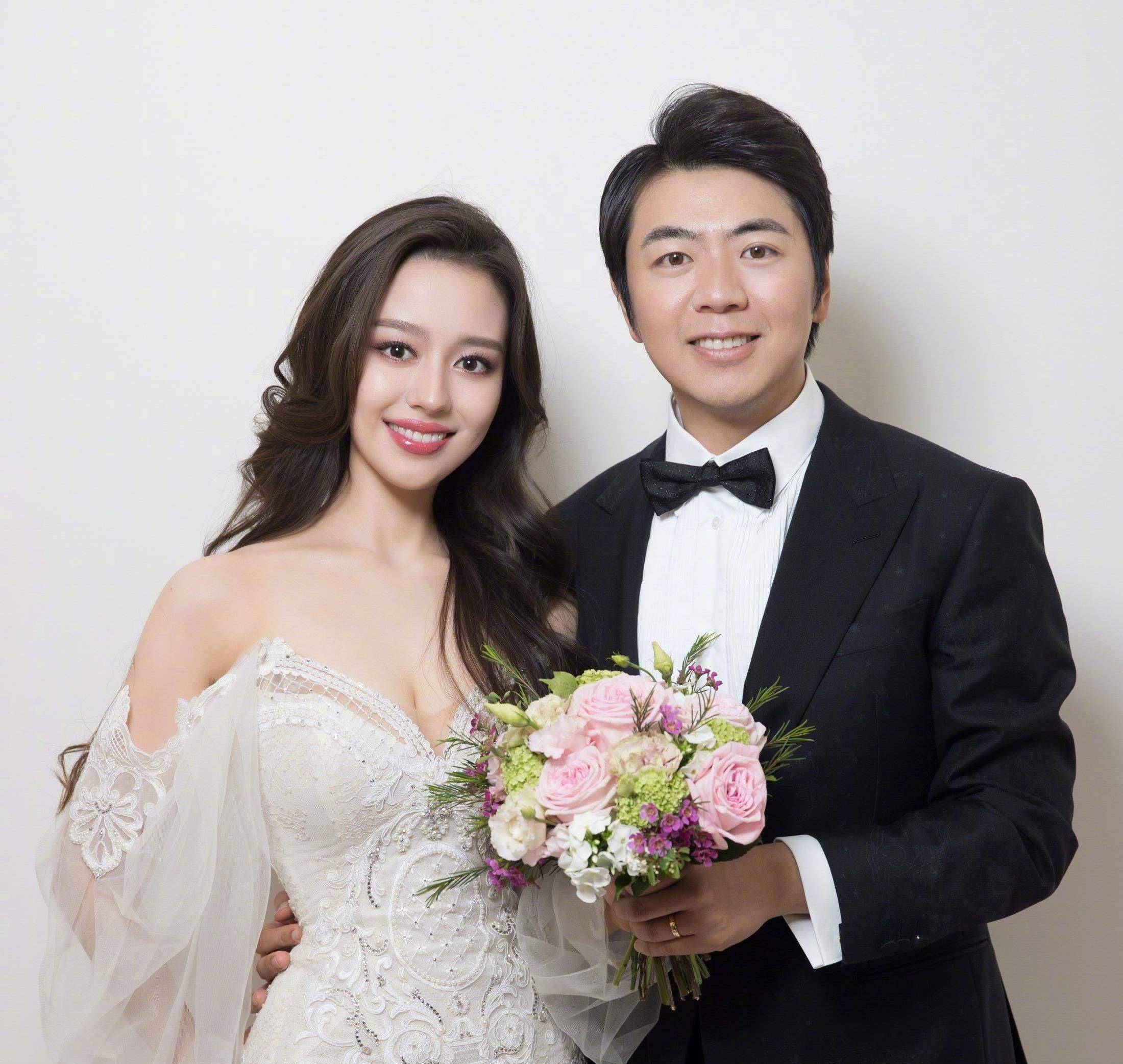 郎朗晒出九张婚纱照,宣布已与德韩混血女钢琴演奏者吉娜·爱丽丝结婚