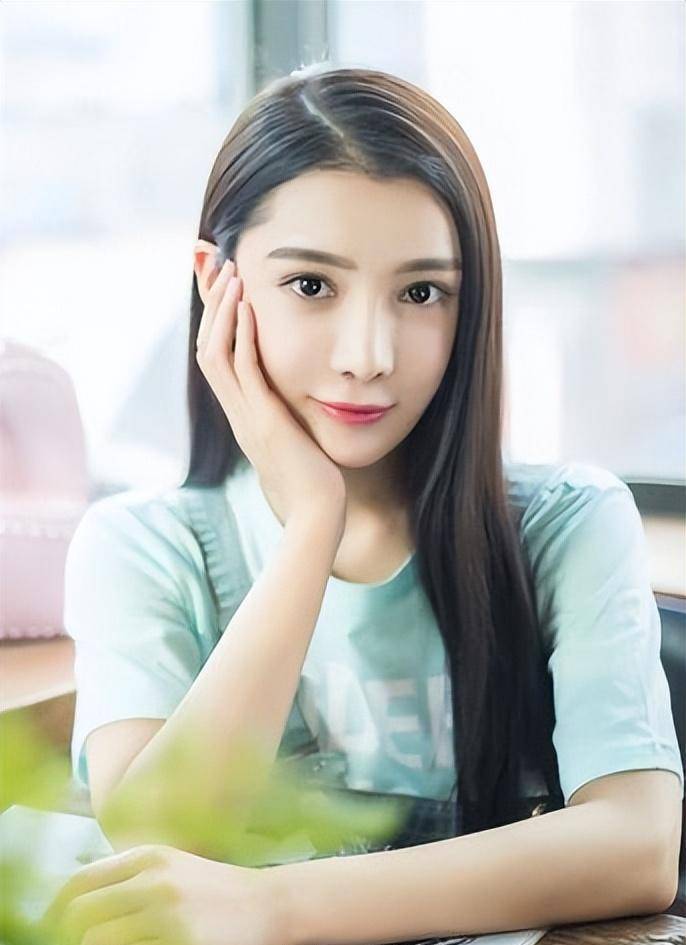 赵本山最美女徒弟,"裸体"坠楼身亡,同床男友证词让人意想不到_任娇