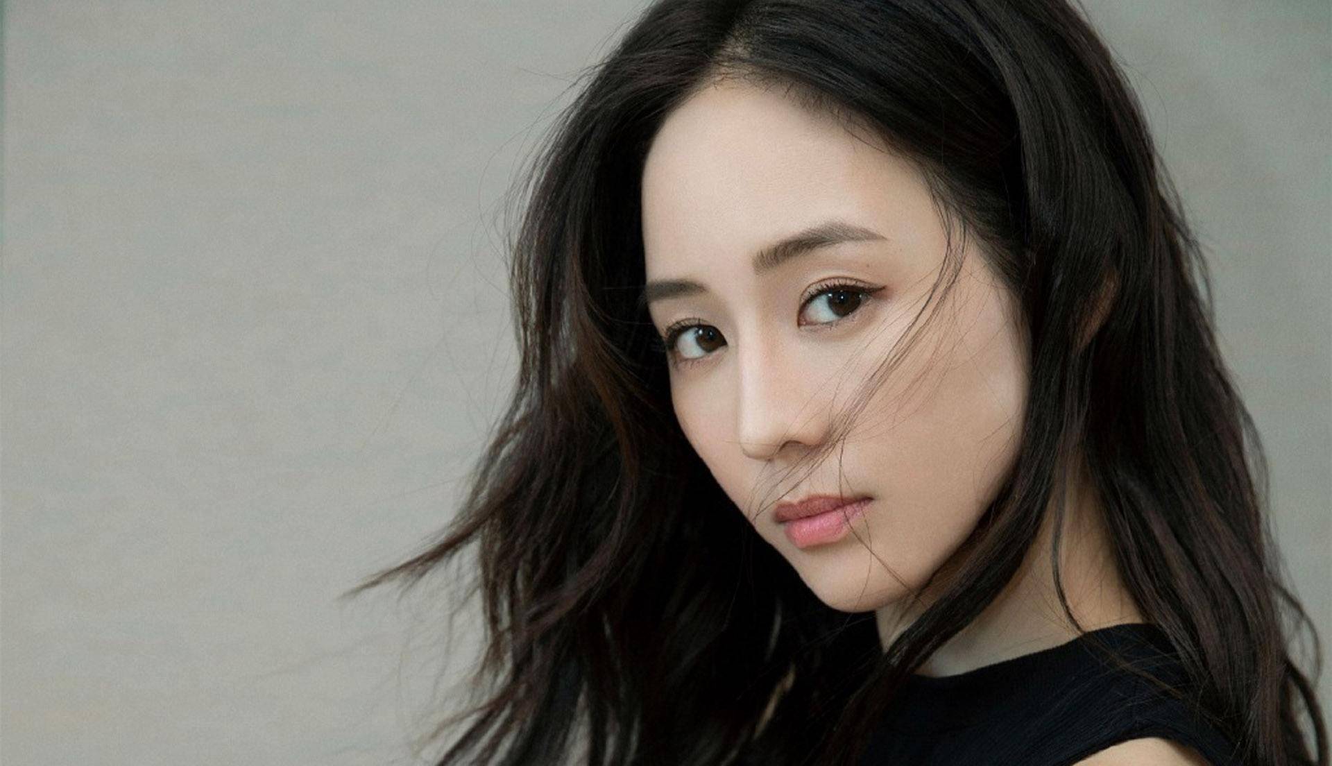 钧甯误打误撞进入了演艺圈,依靠自身努力混的风生水起_赵又廷_高圆圆