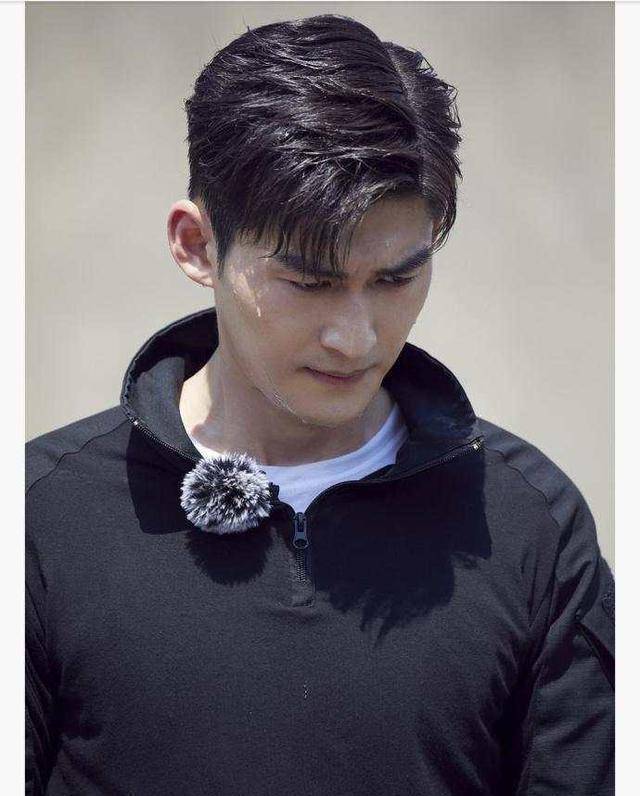 《勇敢的世界》张翰三连胜成套路王,《战狼2》的熊孩子不好惹_陈乔恩