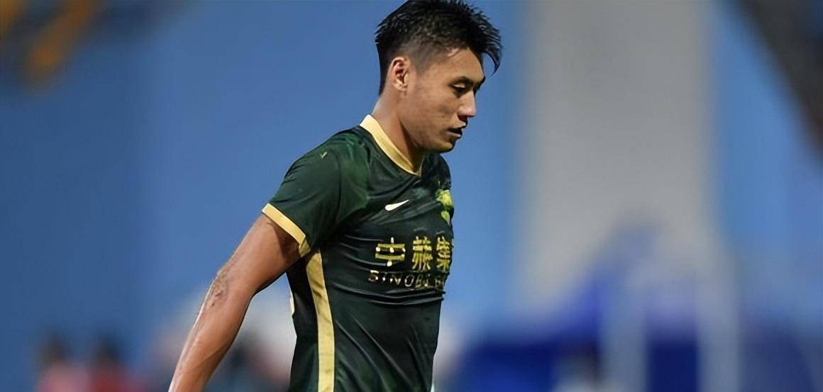 已现身一线队训练,曾对阵欧洲豪门戴帽_张呈栋_赛季_中超