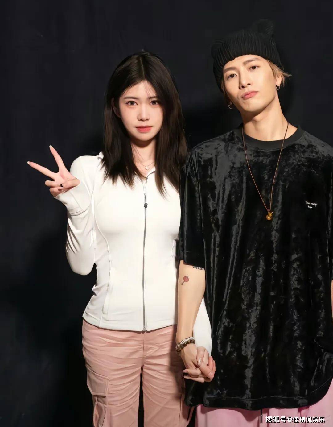 王嘉尔_官宣_票价