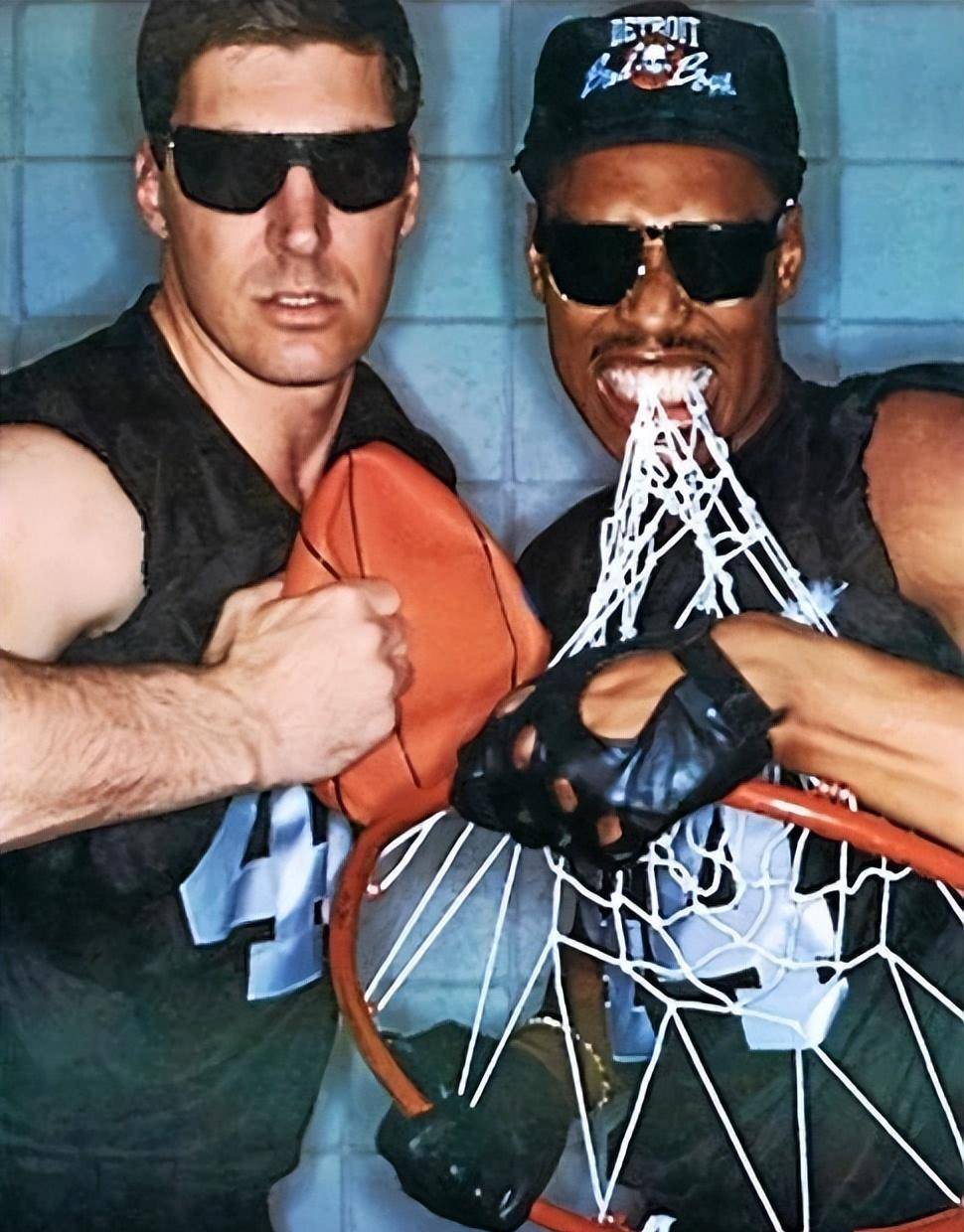 nba带球搏击第一人,拳打伯德脚踩乔丹,比尔·兰比尔有多凶悍?