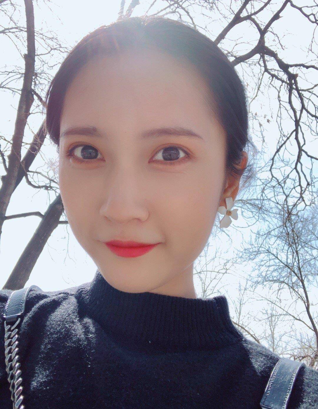 《大明嫔妃》被观众记住,还撞脸陈钰琪的她,26岁就退圈结婚了_关慧卿