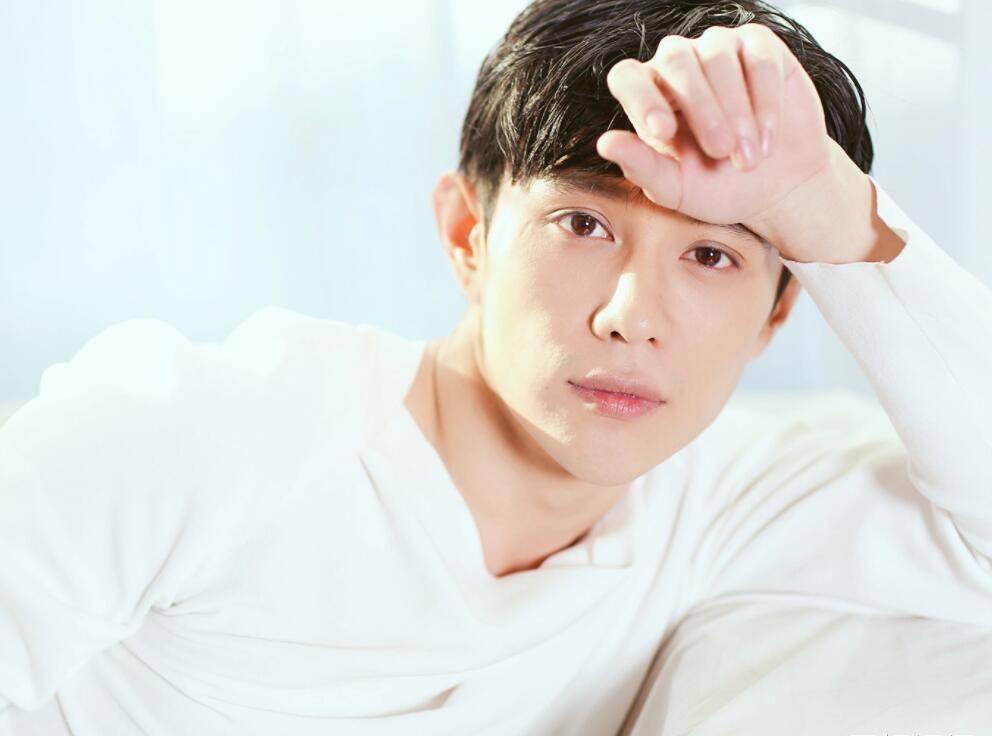 曾因《新三国》走红的"龙套帝",12年过去了,还在演配角!