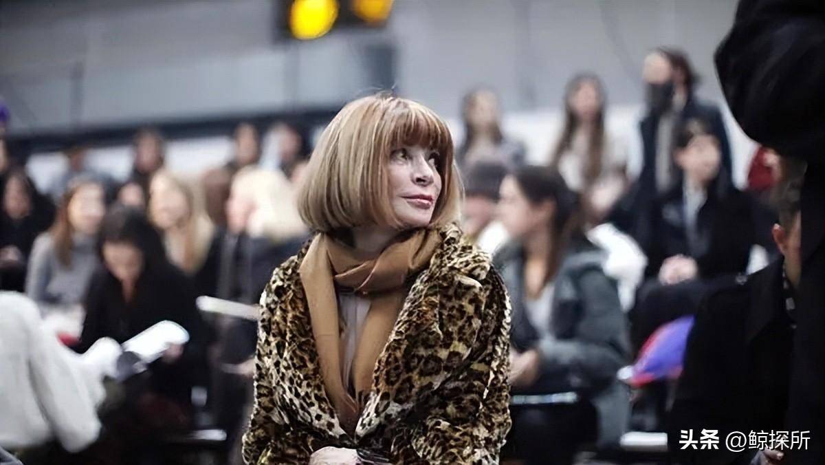 电影《穿普拉达的女王》中主人公的穿搭对职场权力的映射_安迪_时尚
