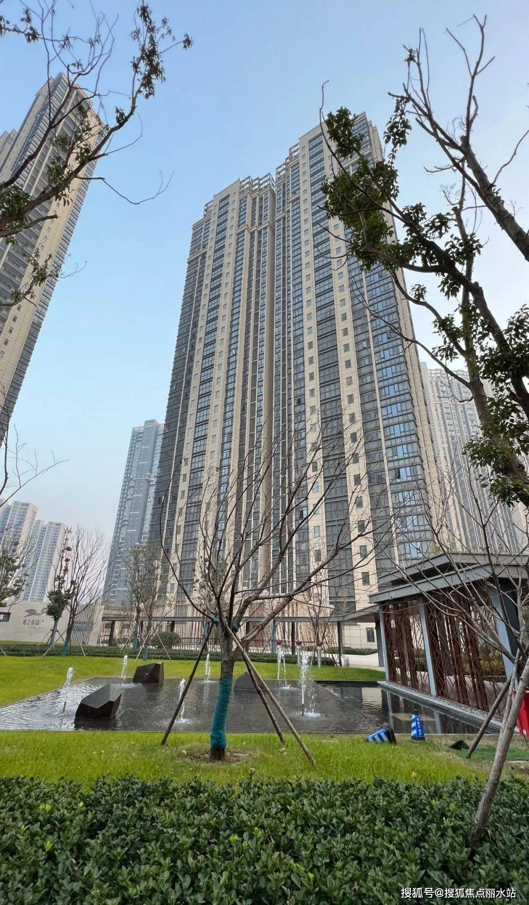 武汉【御江壹品青山樽】丨售楼处24小时电话丨售楼处地址丨最新价格