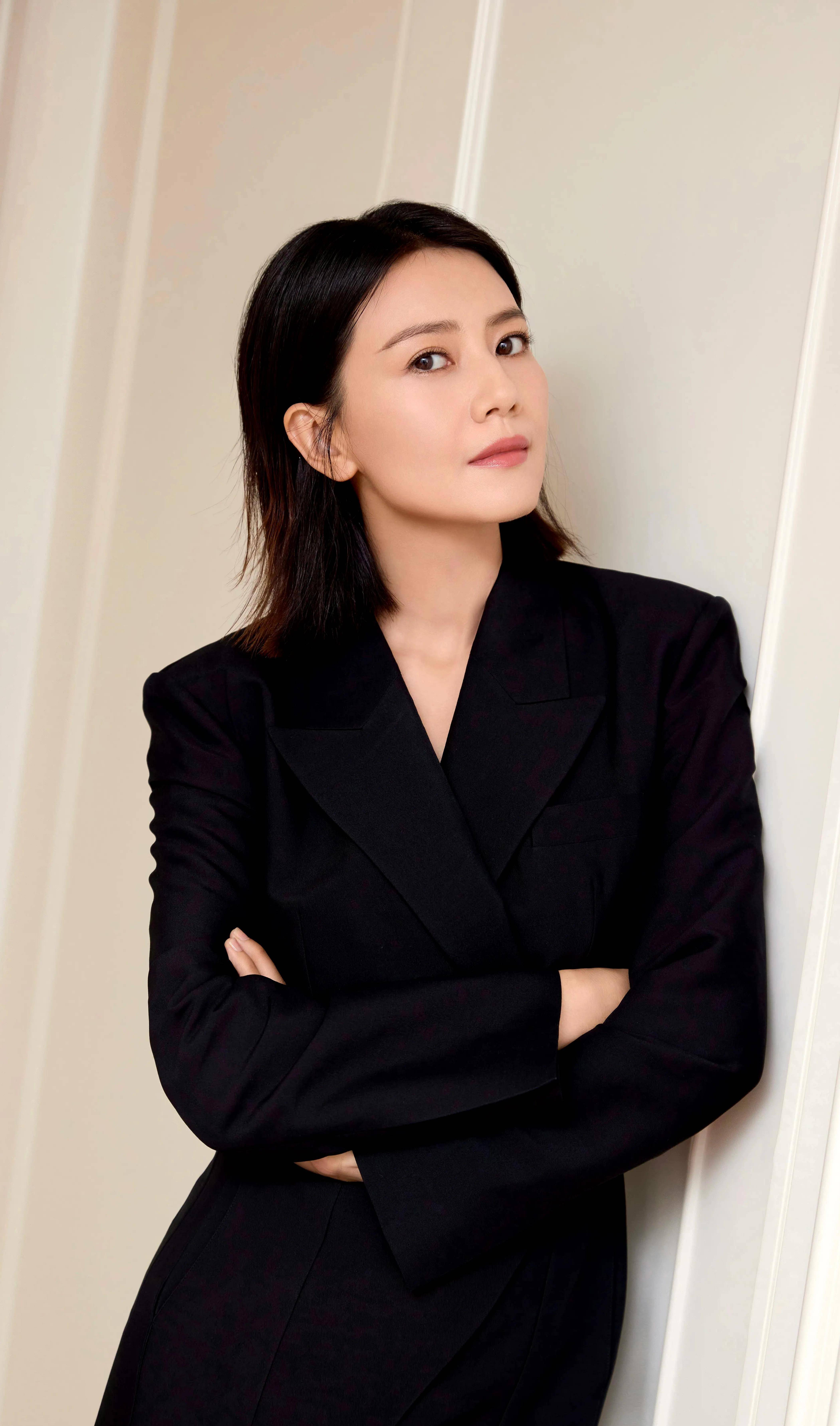 高圆圆 2023年05月04日 精美图集_气质_黑色_黑衣