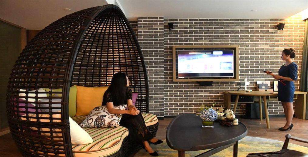 年薪将近30万的“酒店试睡员”，吃住费用全免，为何没人愿意干