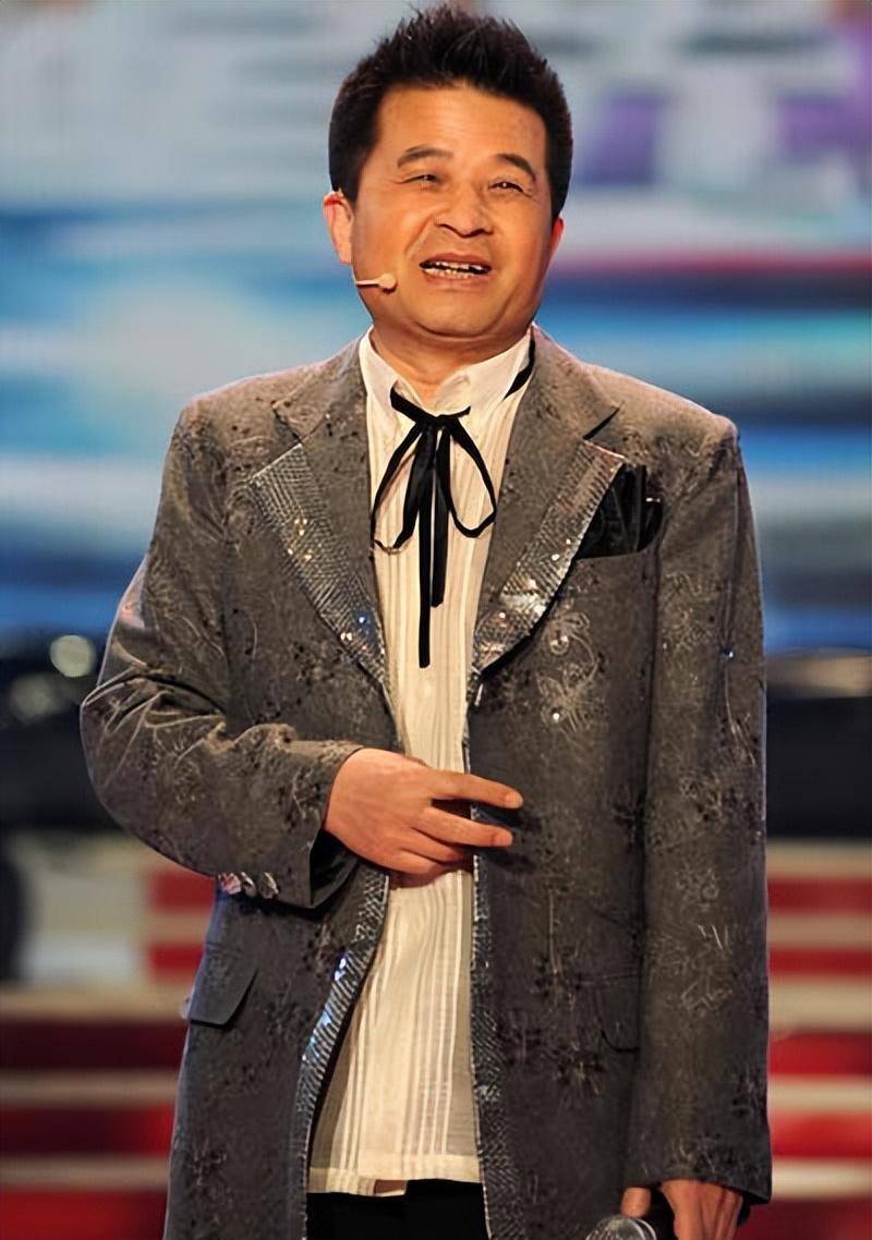 64岁毕福剑,也走到了今天,如此"落魄"_人们_节目_视频