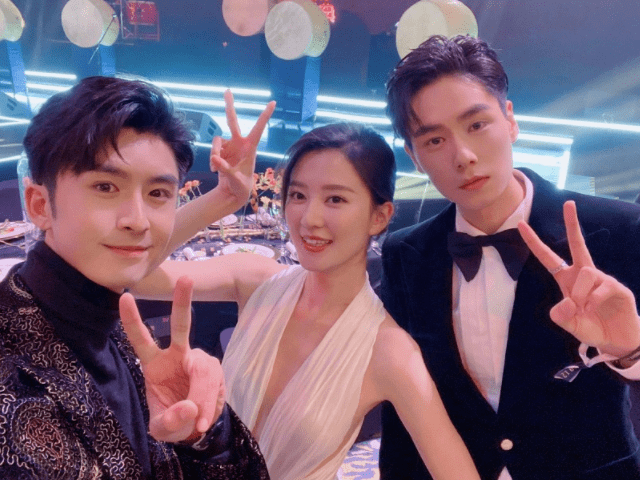 乔欣新恋情被曝光,凌晨带男友郑好回家,工作室回应遭质疑_网友_爱情