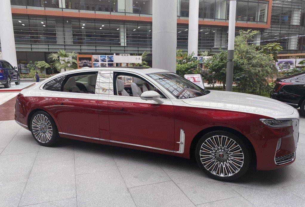 新车预售75万,堪称"国产劳斯莱斯",这两款国产车凭啥这么"自信"?