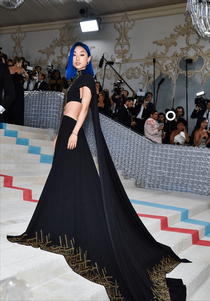时尚盛宴metgala,众明星以黑白致敬老佛爷,刘雯这套真的美翻了_art