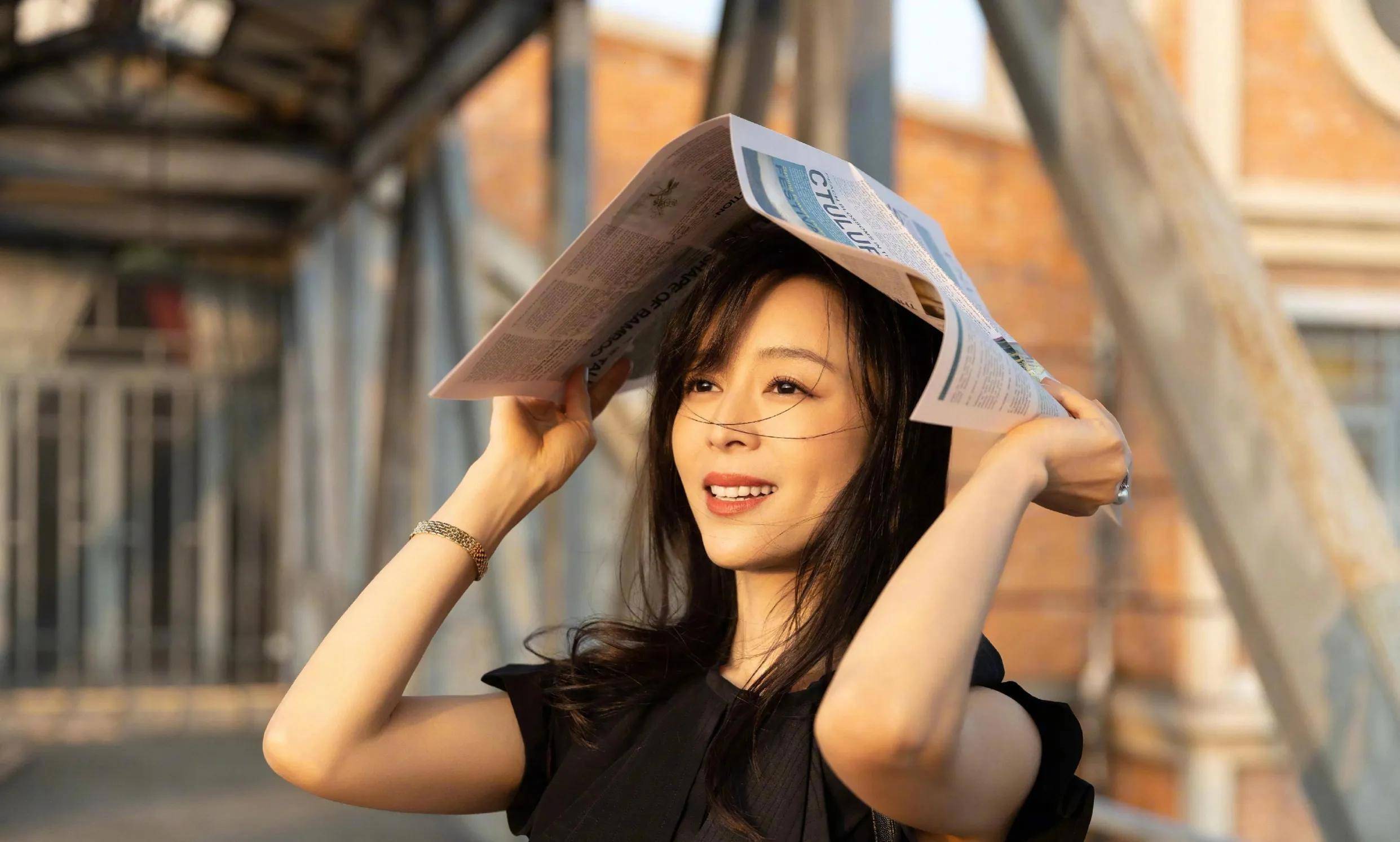 "文艺女神"张静初因绯闻缠身消失多年,如今终于破茧成蝶_观众_电影