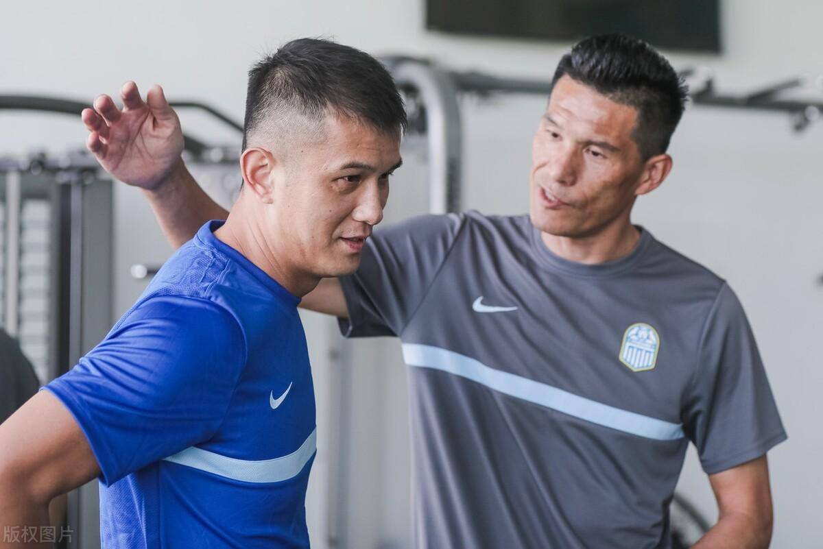 曾在欧洲联赛踢主力,效力过国安_郑一鸣_肖智_影豹