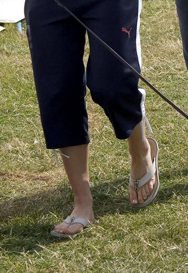 足相专家:从脚看出凯特梅根到戴安娜王妃的性格与个性_梅根马克尔