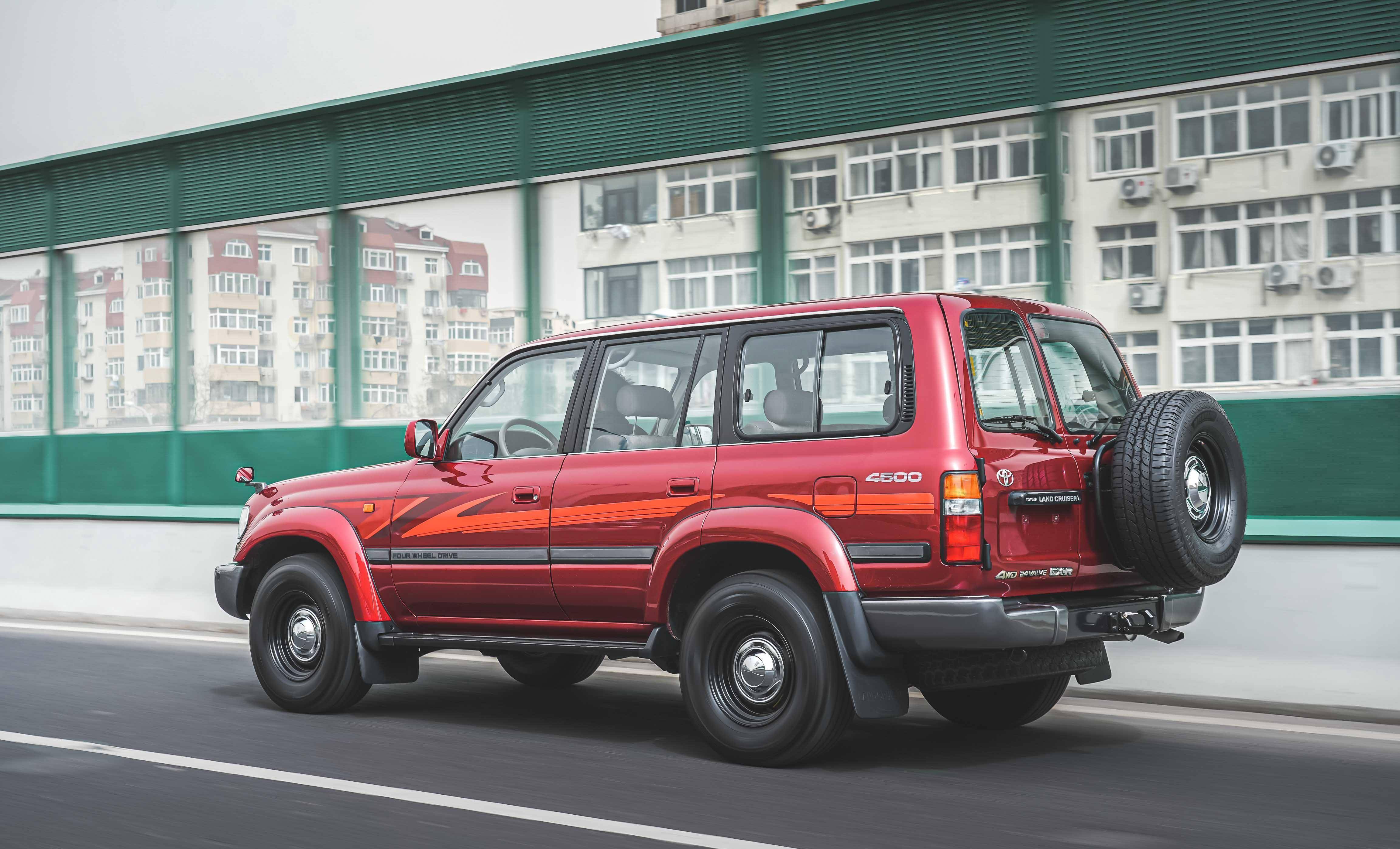 倾心修复一台来自87年的丰田沙漠风暴,拒绝无力暮年再次历久弥新