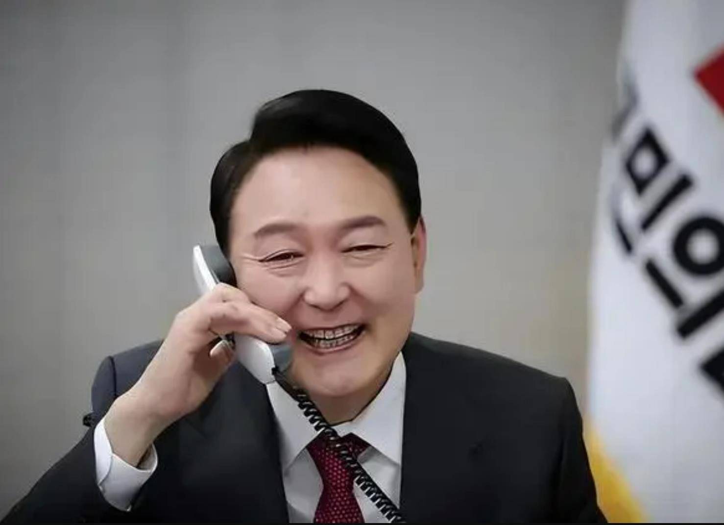 尹锡悦媚美跪日遭反噬，韩国经济跌出世界前十，竟让俄罗斯反超_搜狐网