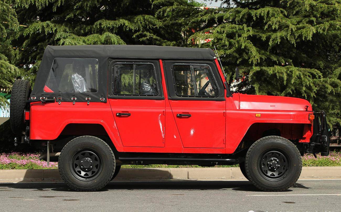 5t带大梁!"老北京212"致敬版上市,内饰华丽转身_搜狐汽车_搜狐网