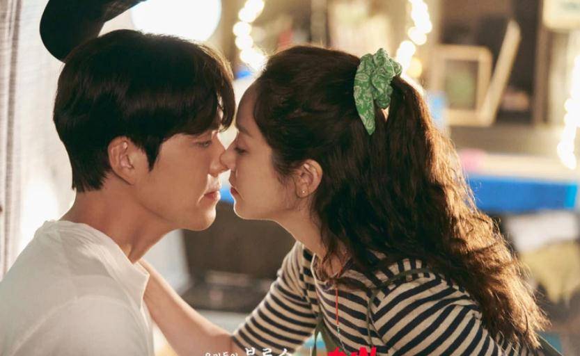 金宇彬5年前及早检查出鼻咽病挽回生命,全因李秉宪酒席上的1句话_时光