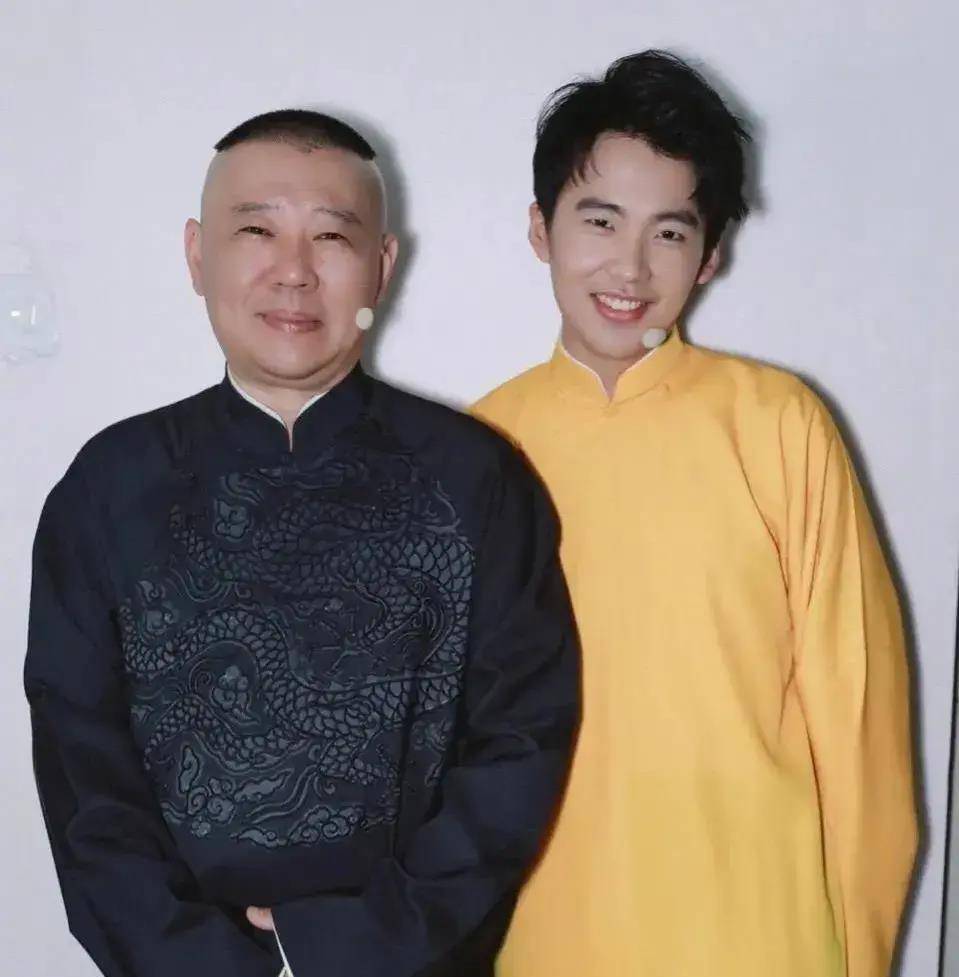 郭麒麟自曝自己初恋经历,是网恋分手时干脆,3个月后痛苦_郭德纲_孟非