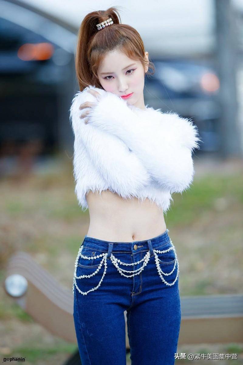 昭熙紧身牛仔裤美图_sohee_k-pop_star