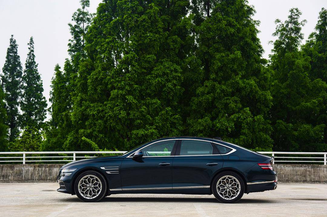 韩系c级"小宾利",4个月卖出6台,不是技术不行,是败给人性_搜狐汽车