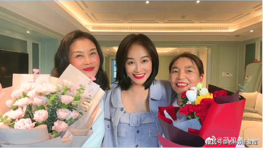 蓝盈莹结婚了么? 怎么是两个妈妈呀!_网友_评论_照片