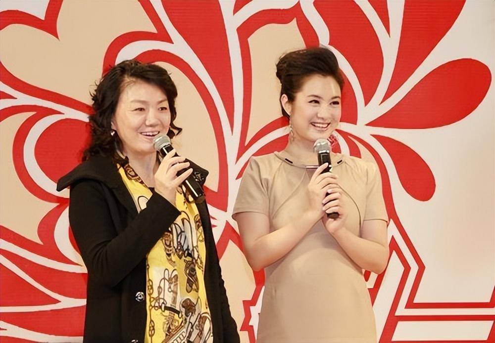 (马秋华与刘一祯情同母女)风风雨雨32年,马秋华与丈夫有太多难以忘怀