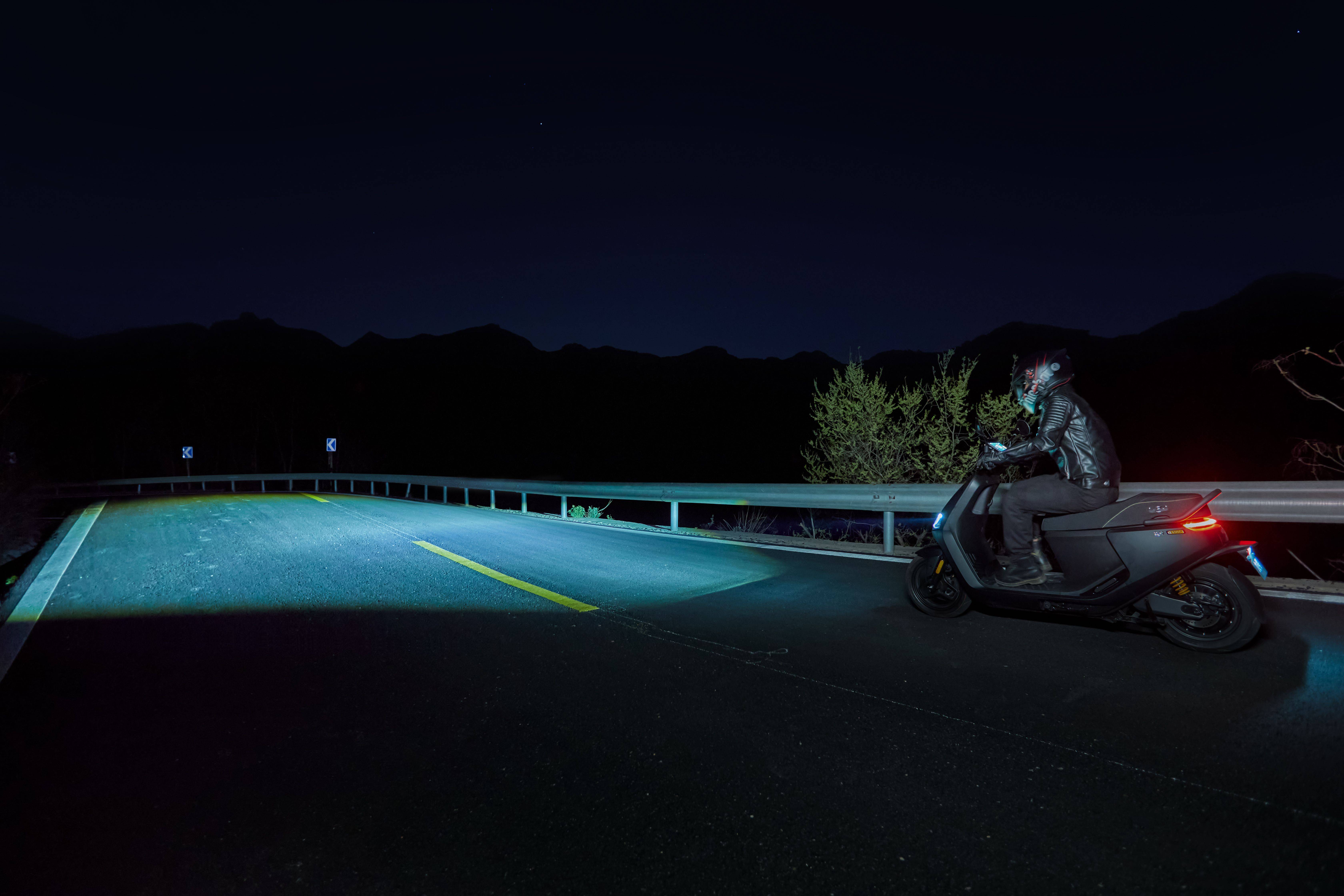 九号电动e300p同样能打_配置_km_导航