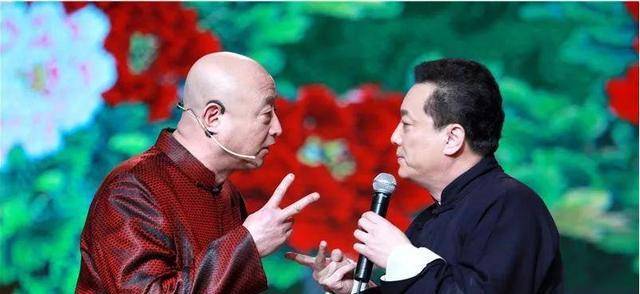曾登上舞台搭档赵大叔,因高烧不退离去,葬礼上蔡明哭成泪人_王平_相声