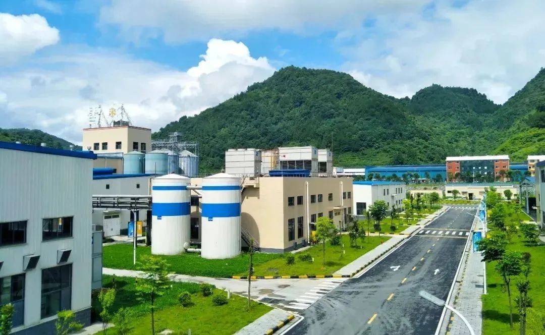 华润雪花啤酒首份可持续发展报告发布履行社会职责 彰显企业担当_员工