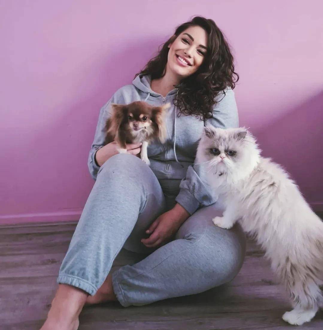 身材火辣的成熟女王,大码模特:cherella rowena_健身_拳击_爱好者