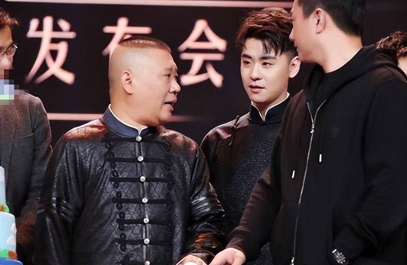 南京这一夜,31岁的张云雷,揭开了德云社最后的遮羞布_曹云金_相声