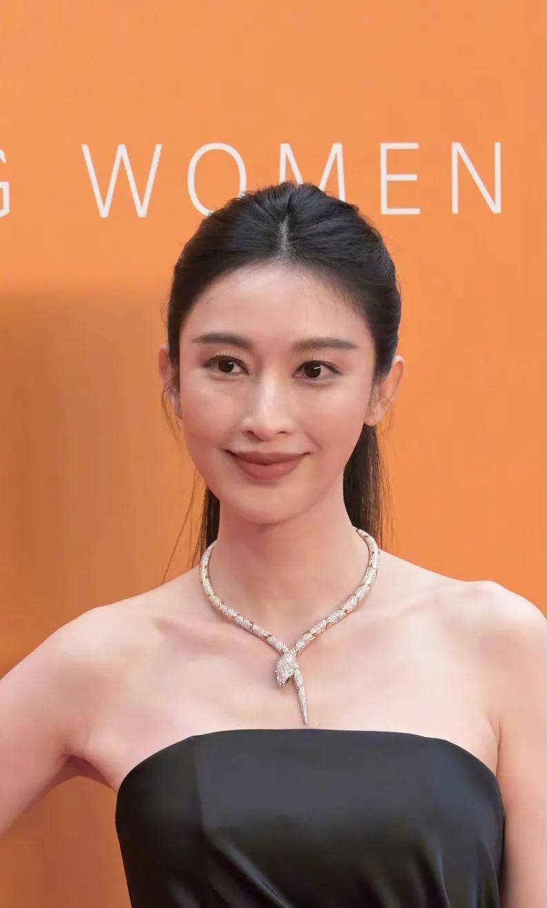 女明星生图来袭,看看脖子上的珠宝就知道咖位了～_舒淇_首饰_漂亮