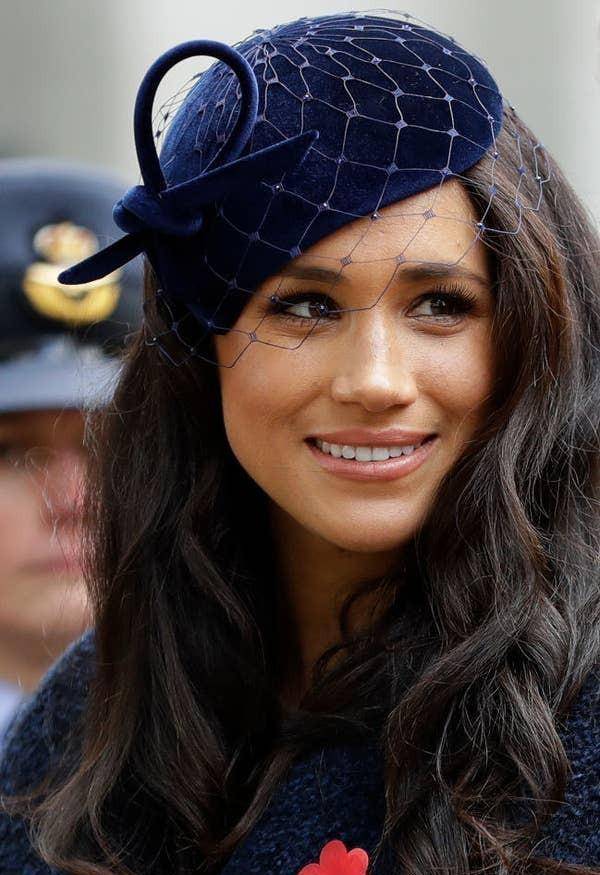 米拉·库妮丝真名:milena markovna kunis奥利维亚·维尔德真名