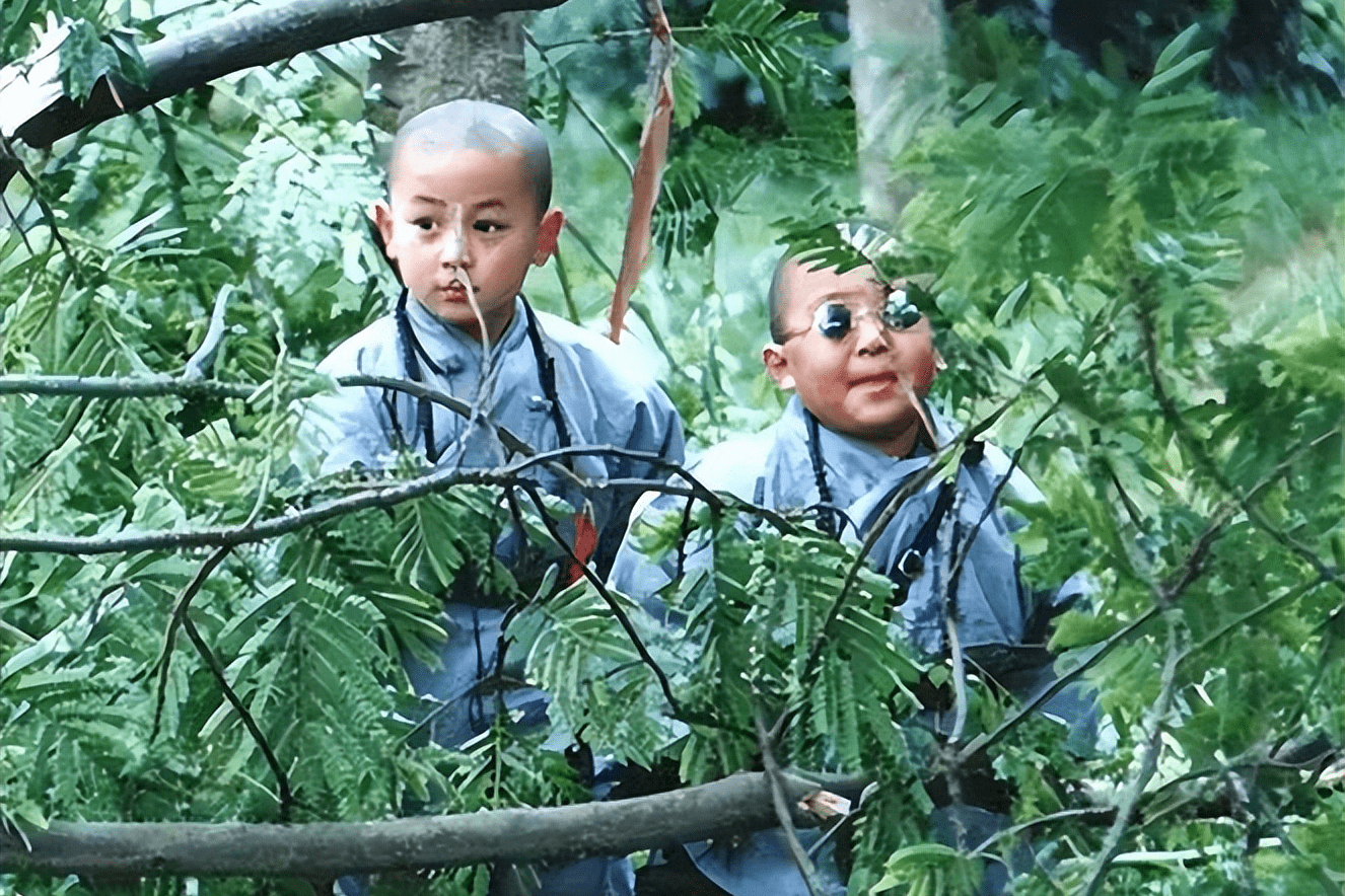 郝劭文大婚:釋小龍當伴郎,新娘裙子像睡衣,8歲繼女見證幸福_婚禮_孩子