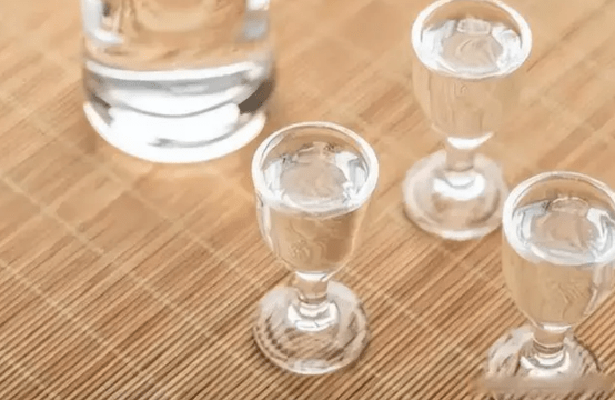 10781一定是纯粮食酒吗怎么看是纯粮酒还是勾兑酒必看-10781一定是纯粮食酒吗20822