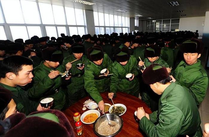 那碗战前壮行酒可能再也不会有了_部队_战友_当过兵