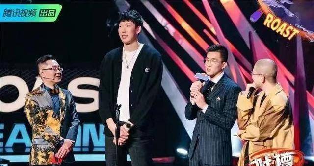 周琦,范志毅,郭艾伦,杨鸣等男篮和男足明星范志毅一同亮相《吐槽大会
