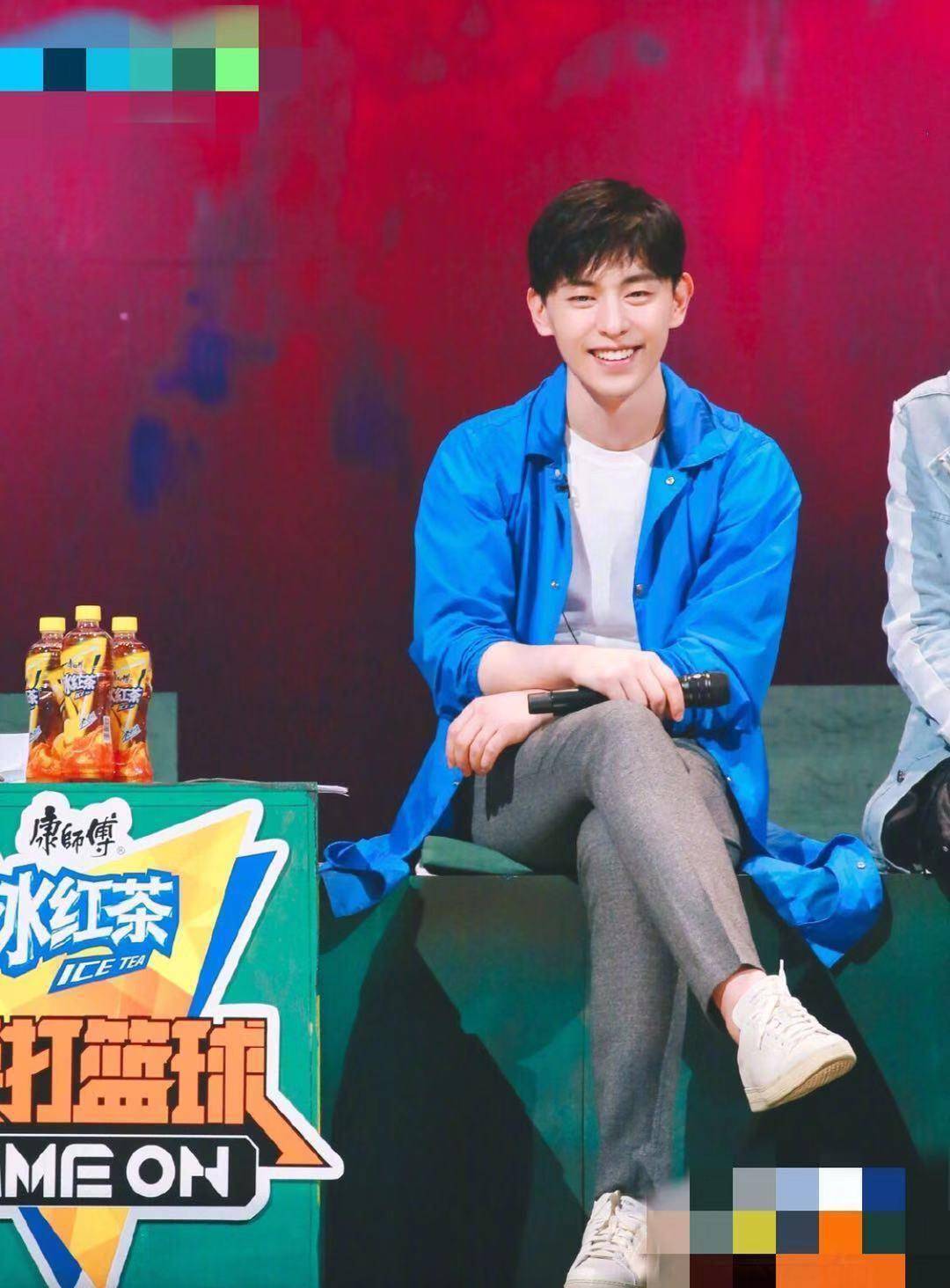 "我要打篮球"的邓伦队长,今晚集结,引燃全场,等你来!