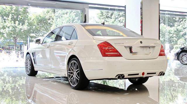 "巴博斯 50s"赏析,搭载4.0 v8发动机,堪称西装暴徒_搜狐汽车_搜狐网