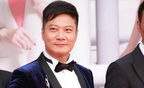 "替身之王"钱嘉乐:成龙洪金宝御用替身,完成过无数危险动作_电影_镜头