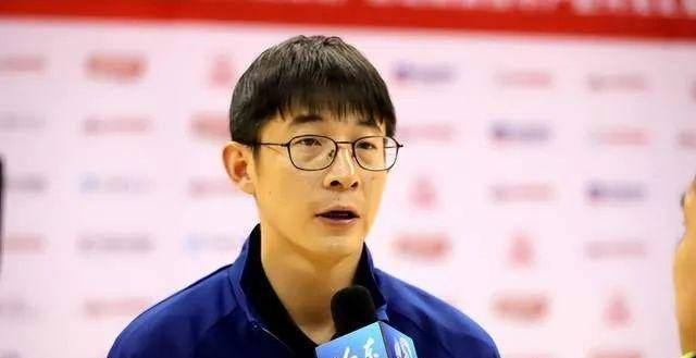 上赛季五连胜是山东选择丁伟关键!