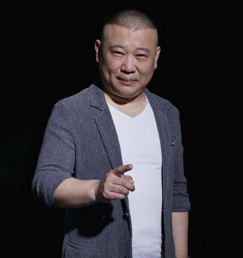 德云社迟迟不营业,郭德纲晒照喊孟非一起"出摊儿"_经济_地摊_影响