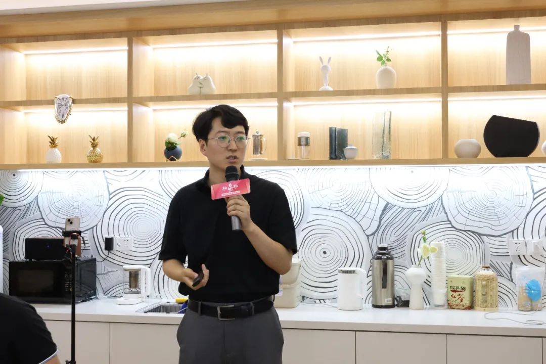 ChatGPT割韭菜还是机遇？互联网企业热战背后的真实冷思考